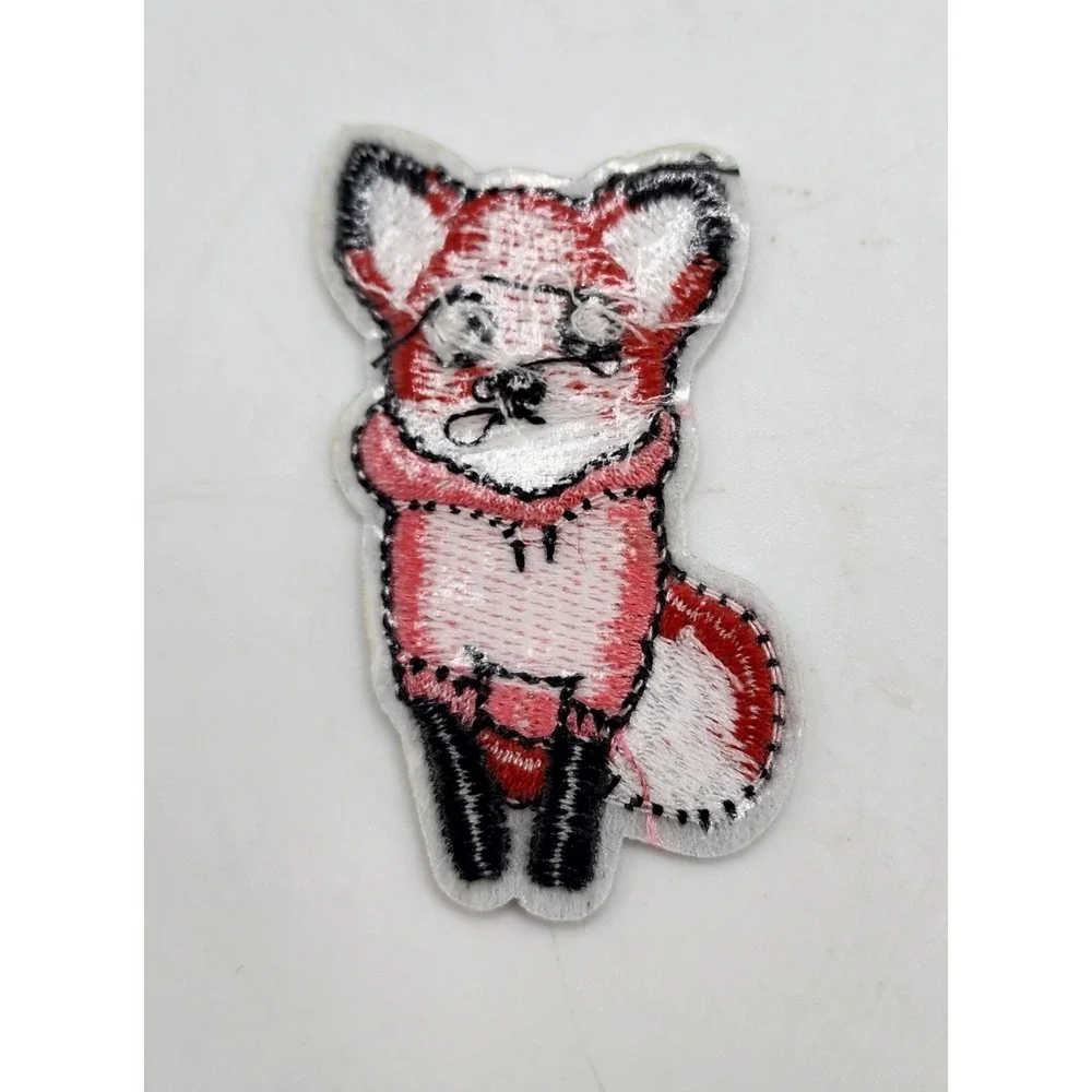 RED‎ FOX IN A PINK SWEATER PATCH